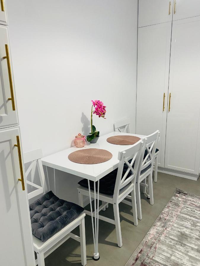 Luxury Queen Câmpulung Moldovenesc Esterno foto